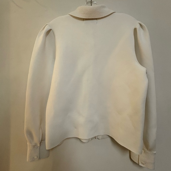 DH New York Button Down Fleece Sweater
Upscale brand - Picture 6 of 9